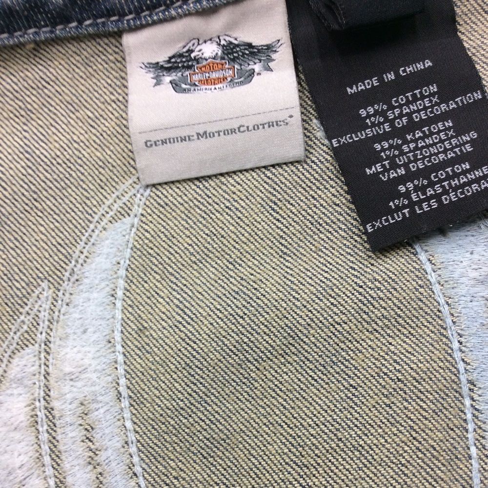 Harley Davidson Medium Denim Vest - Picture 14 of 16